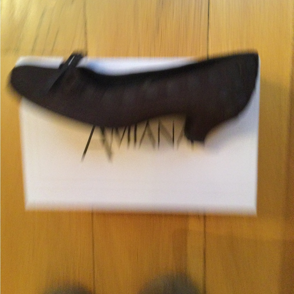 Amiana Brown Suede Petite Women's Low Heels Size 4 - for Petite Women or Girls - Picture 2 of 3